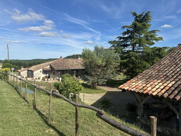 Maison à vendre à Sainte-Livrade-sur-Lot (47110) - Lot-et-Garonne