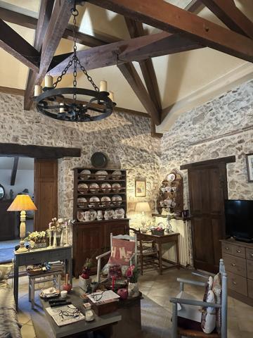Maison à vendre à Sainte-Livrade-sur-Lot (47110) - Lot-et-Garonne