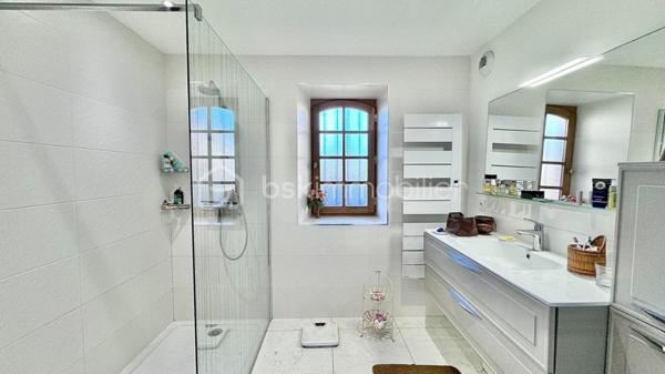 Maison ancienne de 185 m²