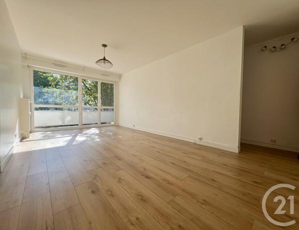 Appartement F4 à vendre  4 pièces - 72,95 m2 EVRY - 91