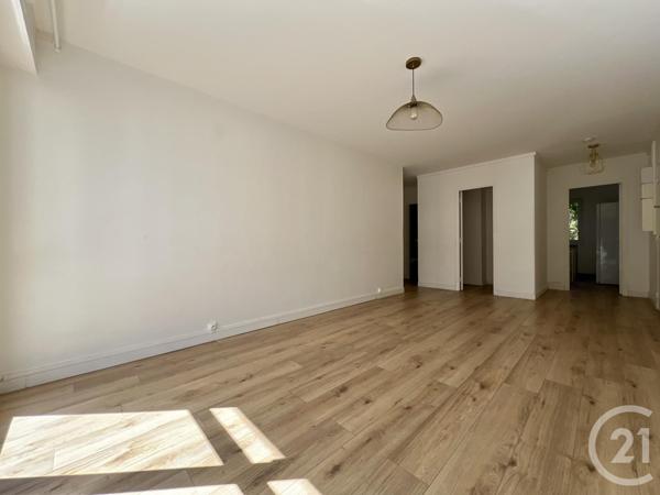 Appartement F4 à vendre  4 pièces - 72,95 m2 EVRY - 91