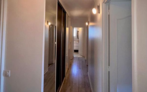 Appartement à vendre    4 pièces • 72,31 m2 La Courneuve