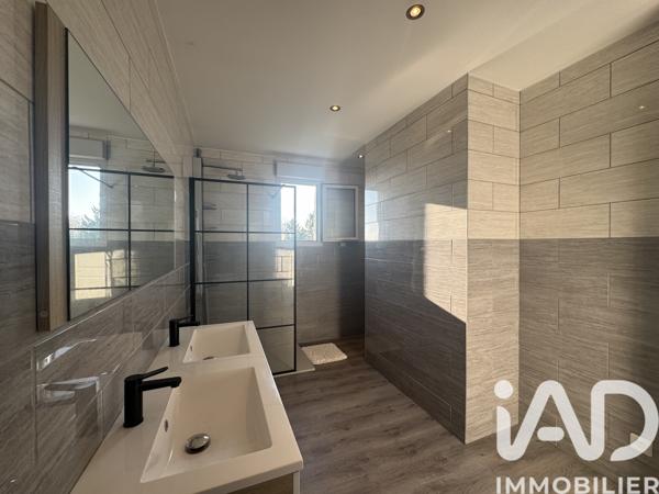 Maison à vendre 6 pièces 145 m² Pont-sur-Yonne