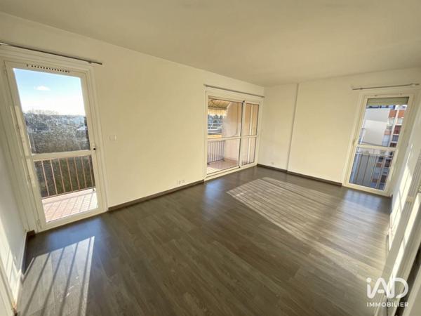Location appartement 2 pièces 54 m² Maurepas