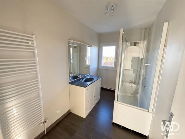 Location appartement 2 pièces 54 m² Maurepas