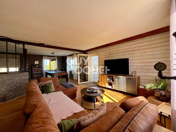 Maison, 165 m² dans petite copropriété dans le village de SAVOUGES