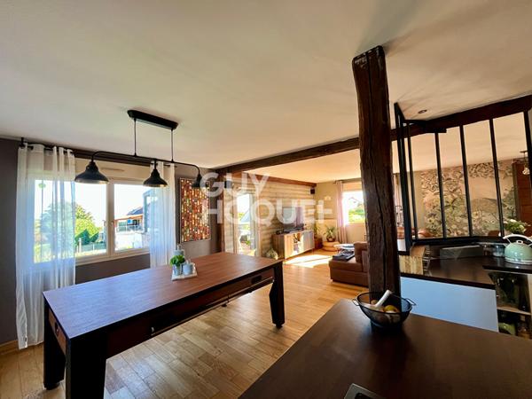 Maison, 165 m² dans petite copropriété dans le village de SAVOUGES