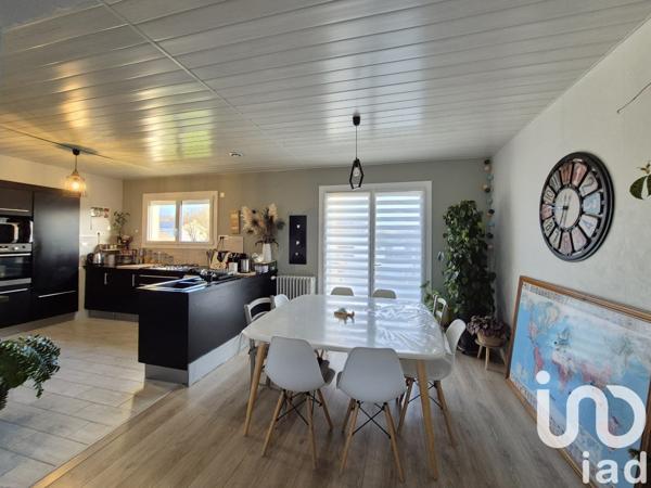 Maison à vendre 6 pièces 138 m² Bellevigny