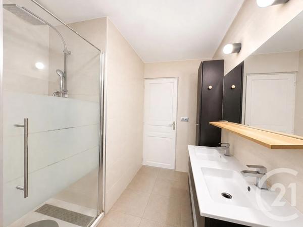 Maison à vendre  3 pièces - 77,87 m 2   VENISSIEUX  - 69