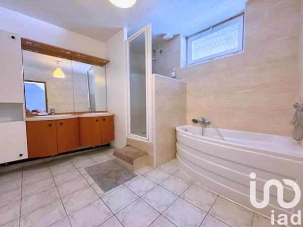 Maison à vendre 5 pièces 113 m² Mandres-les-Roses