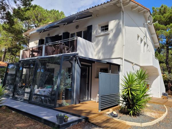 STUDIO avec Balcon Vue Mer et Pinède - LA PALMYRE
