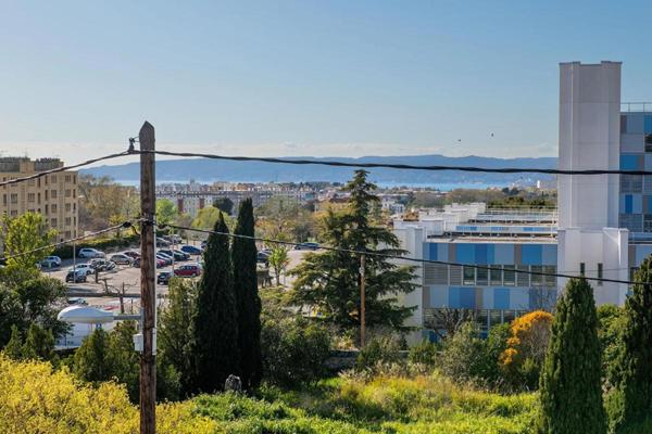 T4 + TERRASSE + BOX + VUE DEGAGEE