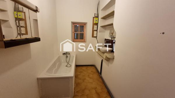 Maison de village 4 chambres, village recherché