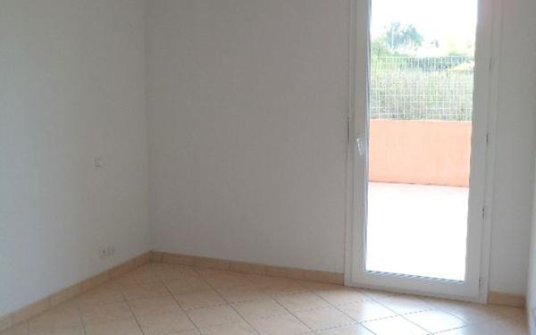 Appartement à louer    3 pièces •  Manosque