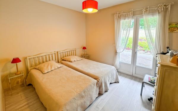 Maison à vendre    6 pièces • 173 m2 Périgueux