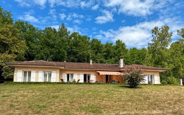 Maison à vendre    6 pièces • 173 m2 Périgueux