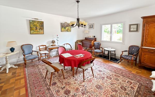 Maison à vendre    6 pièces • 173 m2 Périgueux