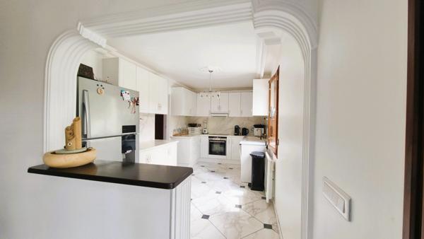 Maison à vendre    8 pièces • 171 m2 L'Isle-Adam