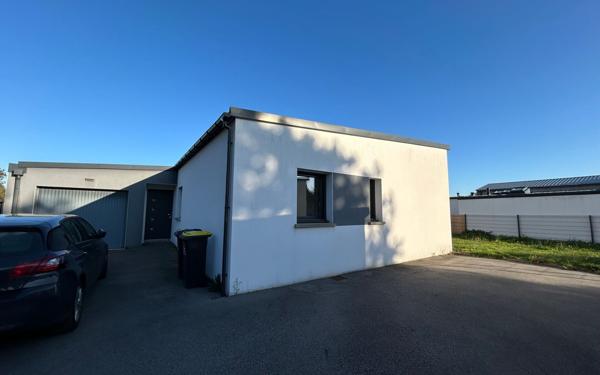 Maison à louer    4 pièces •  Séné