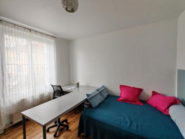 Séduisante maison des années 1940 - 3 chambres