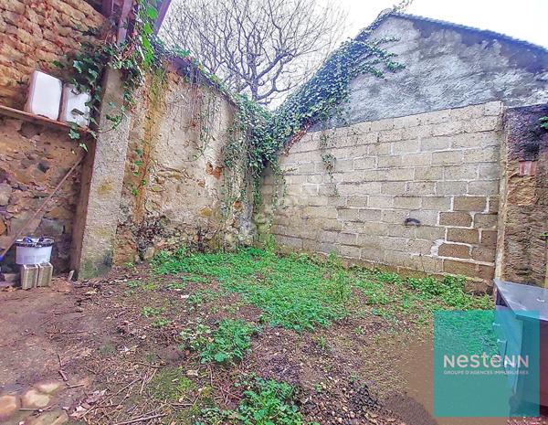 Maison disposant de 3 chambres en très bon état général au coeur de Villeneuve La Guyard