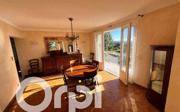 Maison à vendre    4 pièces •  Chassiers