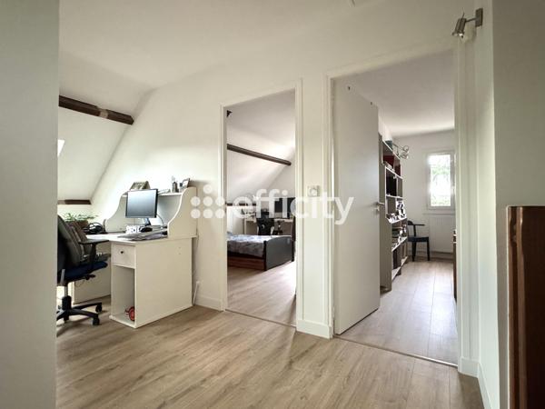 Maison 4 pièces - 127 m² Exclusivité efficity
