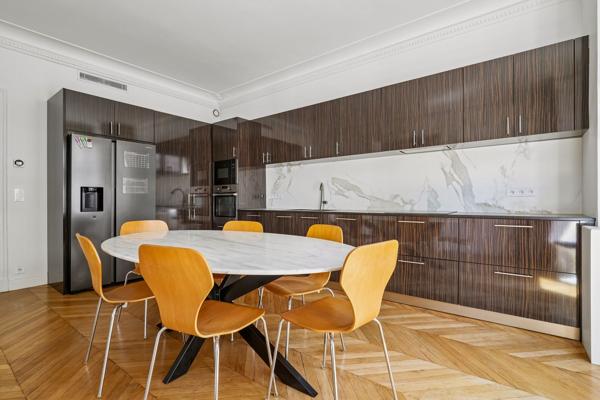 Vente Appartement de luxe Paris 7 7 Pièces 180 m²