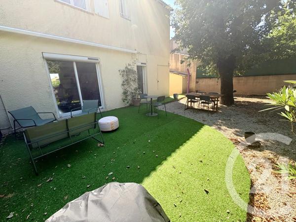 Maison à vendre  4 pièces - 93 m 2   NIMES  - 30