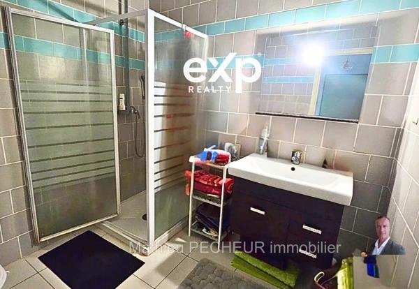 SAINT-DENIS / BELLEPIERRE/PROCHE CHU/T2 + Parking