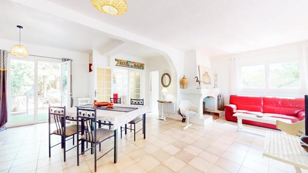 Porticcio centre – 2 villas + terrain constructible – potentiel rare au cœur de Porticcio