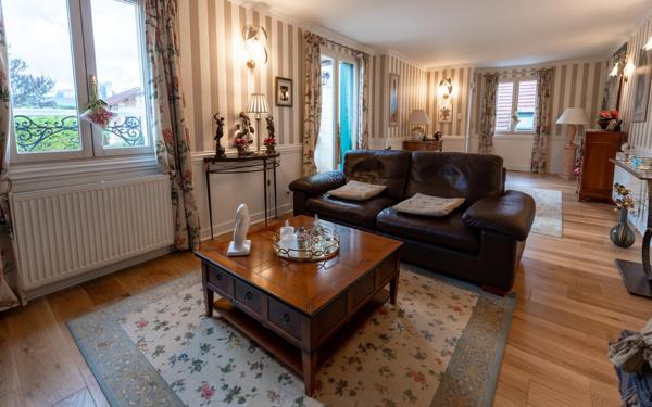 Magnifique demeure en pierre