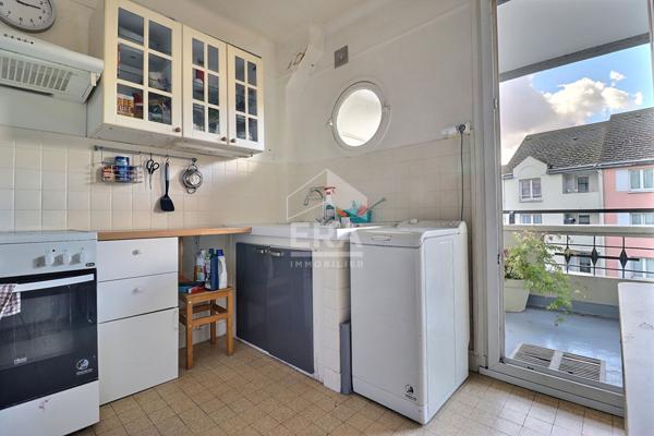 Appartement t2 hyper centre colombes 41m2 balcon