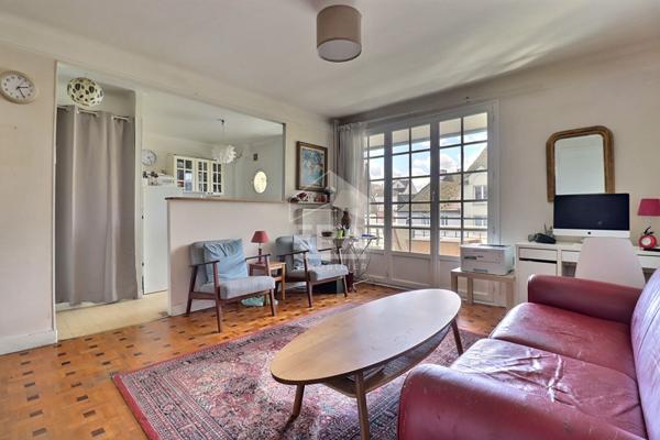 Appartement t2 hyper centre colombes 41m2 balcon