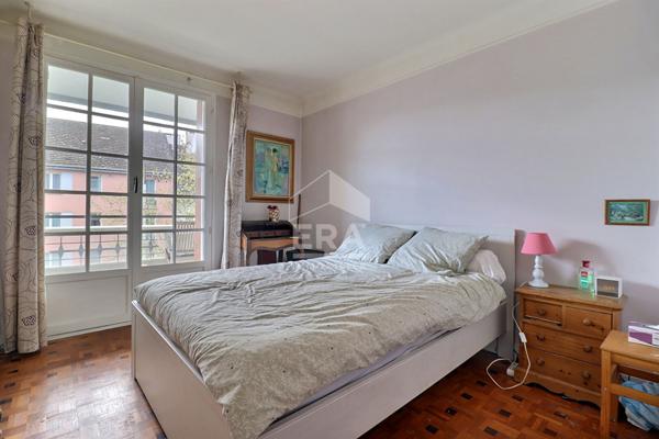 Appartement t2 hyper centre colombes 41m2 balcon