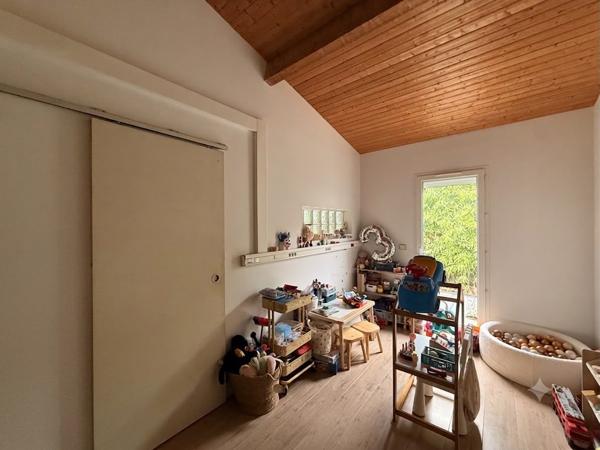 Maison 5 pièces 102 m² à Villeneuve-Tolosane avec jardin clos