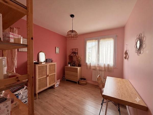 Maison 5 pièces 102 m² à Villeneuve-Tolosane avec jardin clos