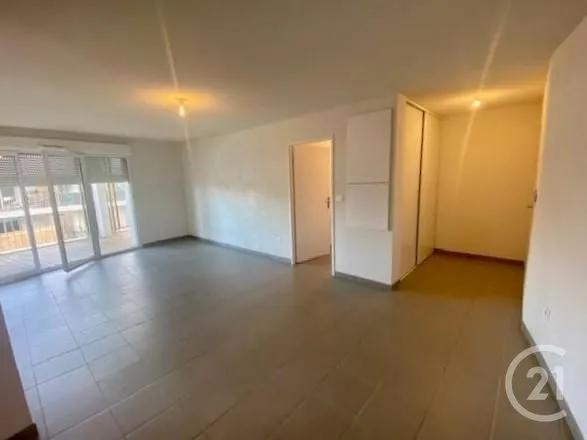 Appartement T4 à vendre  4 pièces - 79,70 m 2   CUGNAUX  - 31