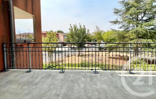 Appartement T4 à vendre  4 pièces - 79,70 m 2   CUGNAUX  - 31
