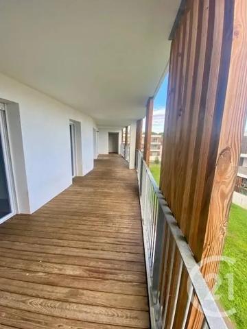 Appartement T4 à vendre  4 pièces - 79,70 m 2   CUGNAUX  - 31