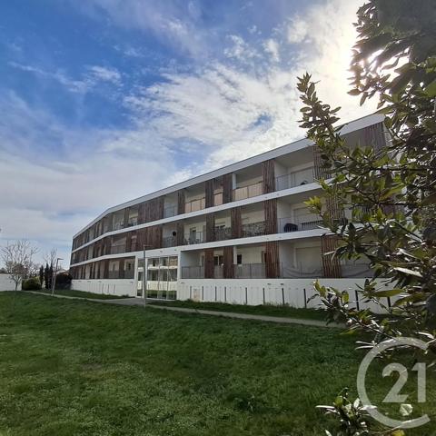 Appartement T4 à vendre  4 pièces - 79,70 m 2   CUGNAUX  - 31