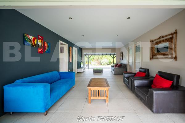 Villa de caractère avec vue mer et campagne