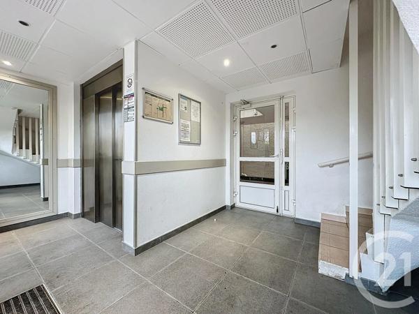 Appartement T3 à vendre  3 pièces - 51,15 m 2   AGDE  - 34