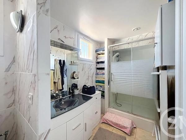Appartement T5 à vendre  4 pièces - 93,28 m 2   LE CAP D AGDE  - 34