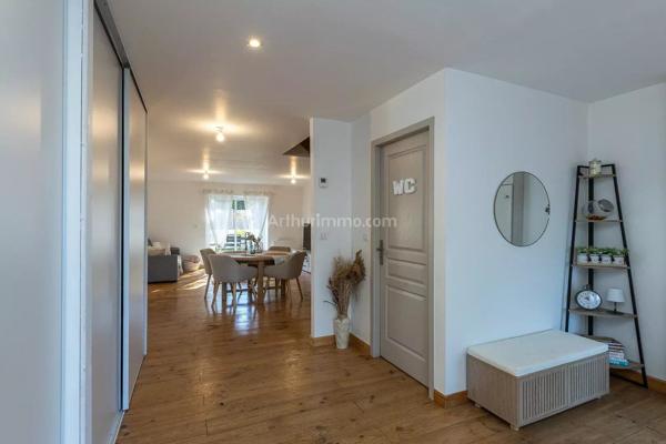 Vente                                                      Maison
                        
                     4 pièces                      115 m2                     à Belley