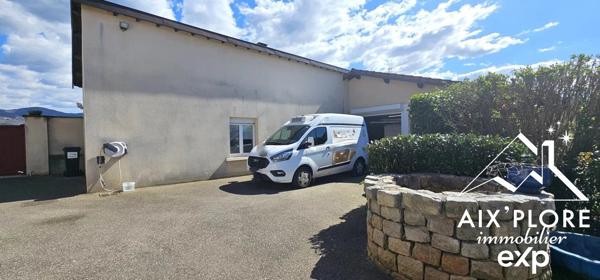 VILLA EXCEPTIONNELLE 175M2 AVEC PISCINE ET DEPENDANCES