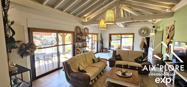 VILLA EXCEPTIONNELLE 175M2 AVEC PISCINE ET DEPENDANCES