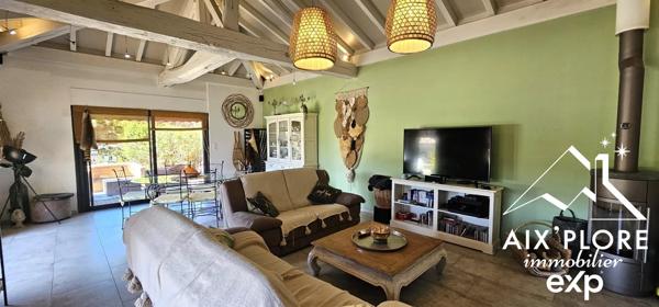 VILLA EXCEPTIONNELLE 175M2 AVEC PISCINE ET DEPENDANCES