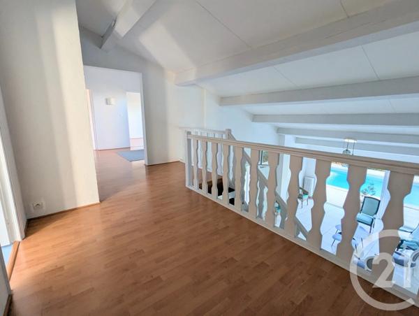 Maison à vendre  8 pièces - 169 m 2   BEZIERS  - 34
