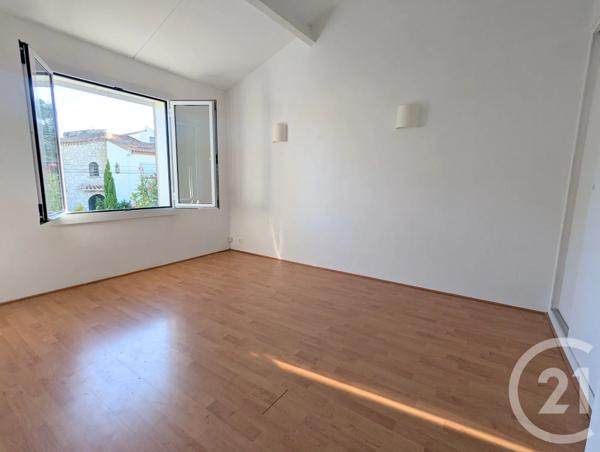 Maison à vendre  8 pièces - 169 m 2   BEZIERS  - 34